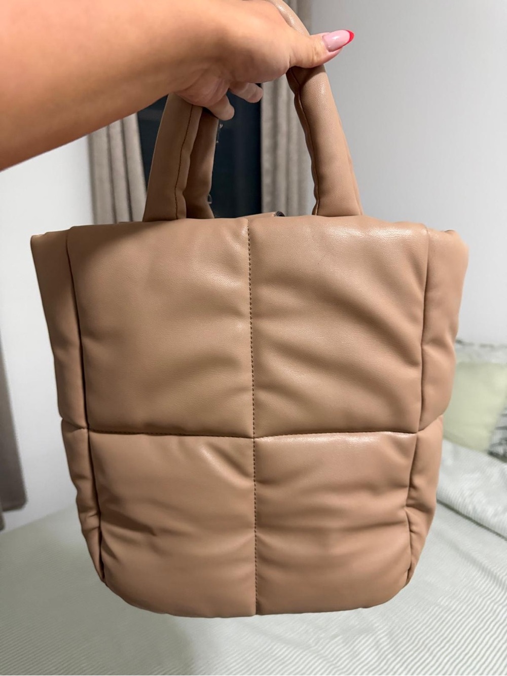 Quilted Padded Tote Bag in Light Brown